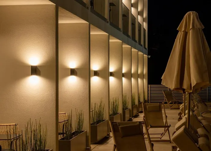 Thera Luxury Living