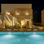 Thera Luxury Living Apart-hotel Nikiti (Sithonia)