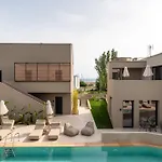 Apart-hotel Thera Luxury Living Nikiti (Sithonia)