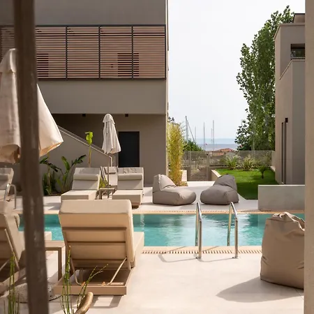 Thera Luxury Living 4* Nikiti (Sithonia)