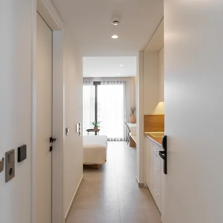 Thera Luxury Living Ξενοδοχείο με διαμερίσματα Νικήτη