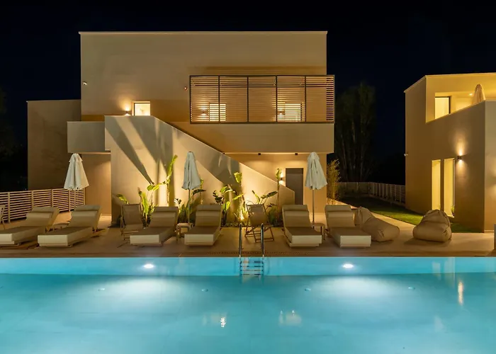Thera Luxury Living Lägenhetshotell Nikiti (Sithonia)