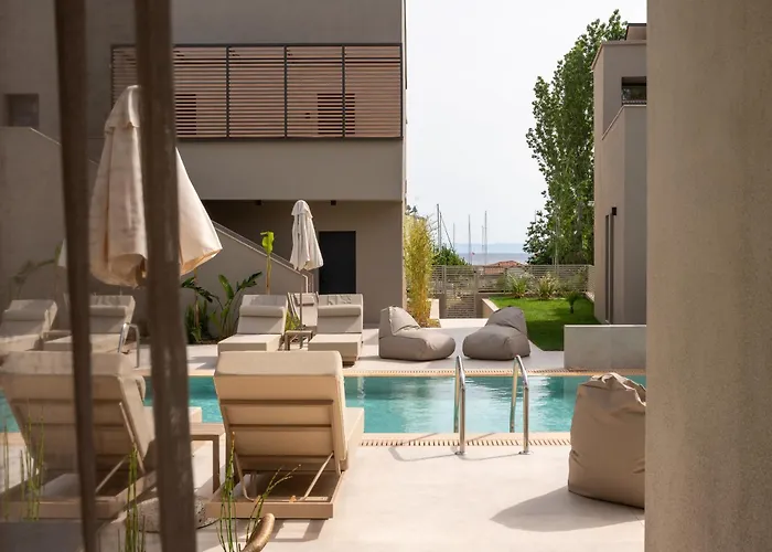 Thera Luxury Living 4* Nikiti (Sithonia)