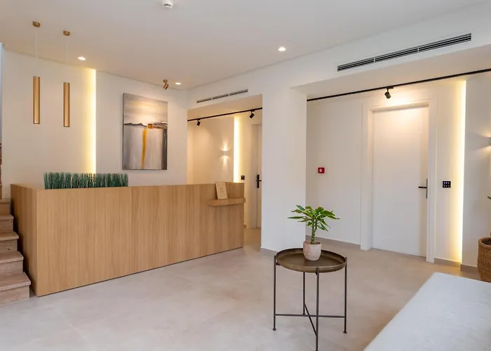 Lägenhetshotell Thera Luxury Living