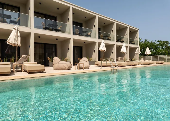 Lägenhetshotell Thera Luxury Living Nikiti (Sithonia)