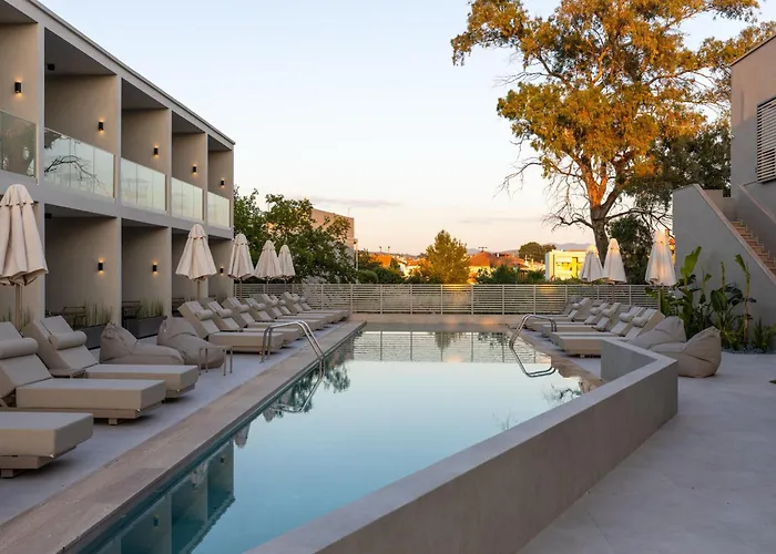 Lägenhetshotell Thera Luxury Living Nikiti (Sithonia)