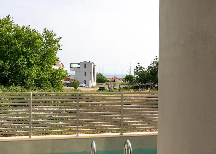 Thera Luxury Living Nikiti (Sithonia)
