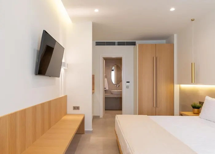 Lägenhetshotell Thera Luxury Living 4*